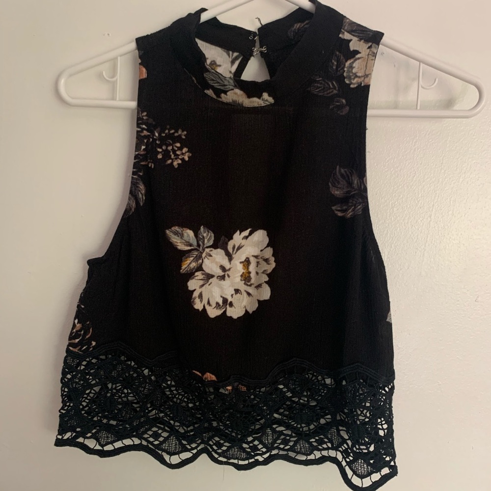 Kendall and Kylie from Pacsun high collar tank top